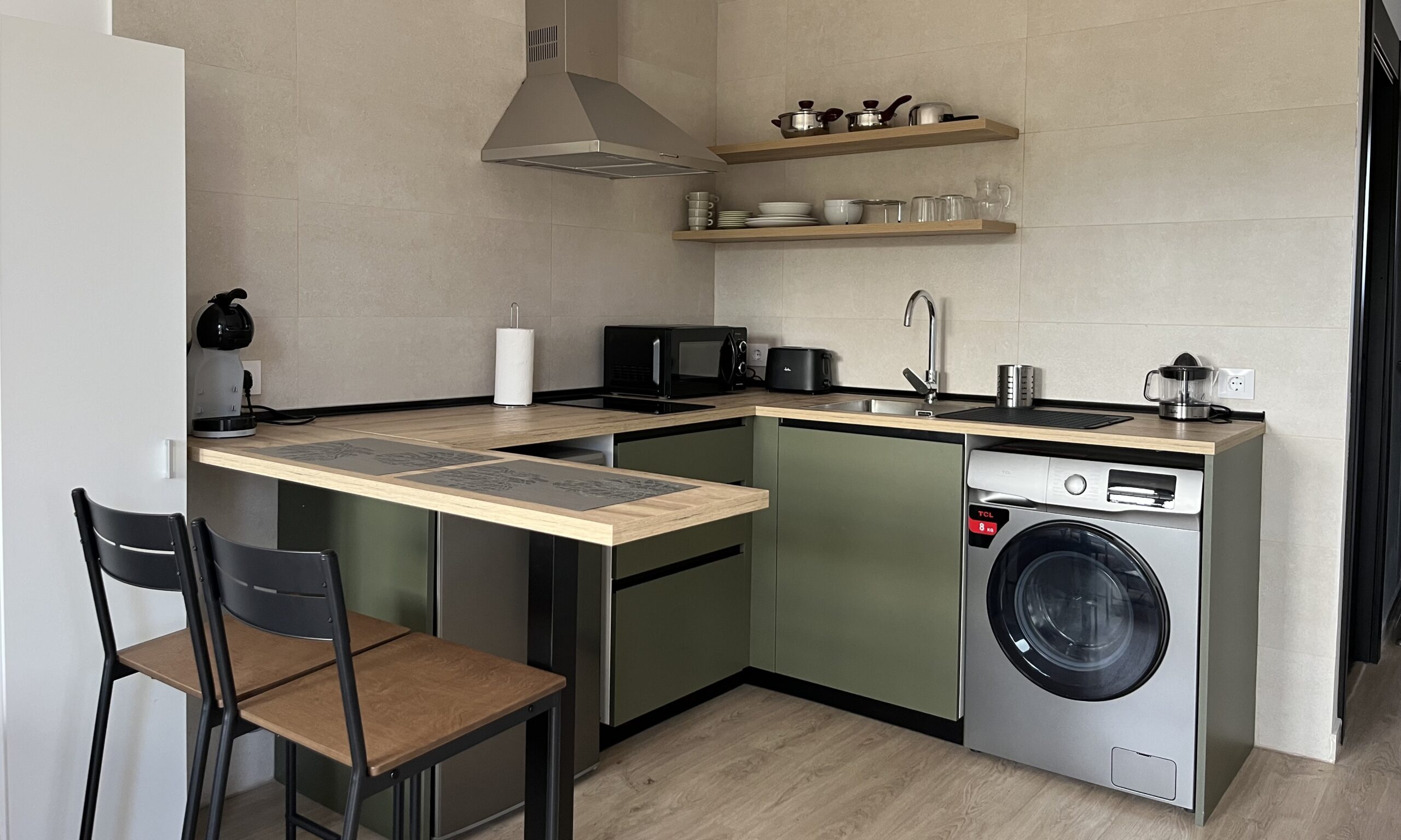 Salón-cocina equipado del Apartamento 5 – Tres Olivos La Alberca